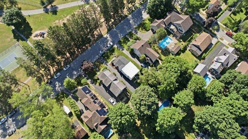 17 Granger Avenue, Saratoga Springs, NY, photo 5
