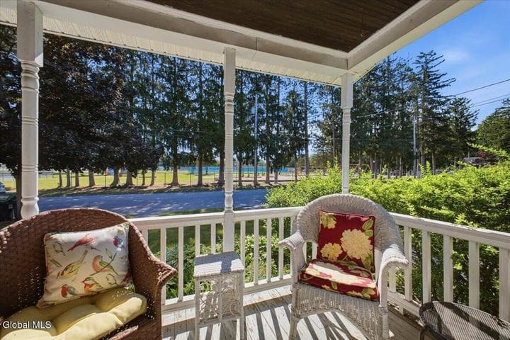 17 Granger Avenue, Saratoga Springs, NY, photo 2