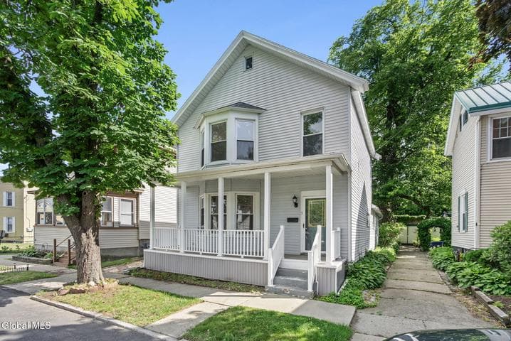 3 Ball Place, Watervliet, NY, photo 1