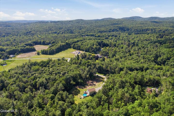 28 Covenant Circle, New Lebanon, NY, photo 2