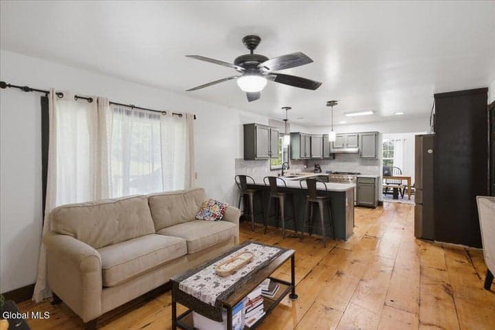 28 Covenant Circle, New Lebanon, NY, photo 5