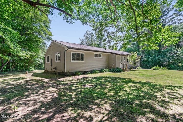 1141 Meadowdale Road, Altamont, NY, photo 5