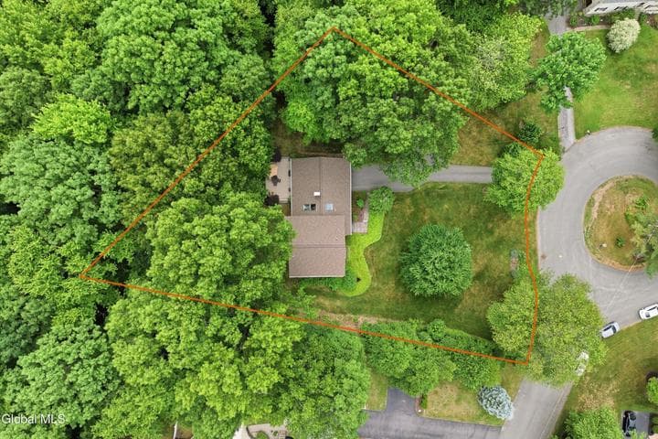 29 Stony Brook Drive, Rexford, NY, photo 3
