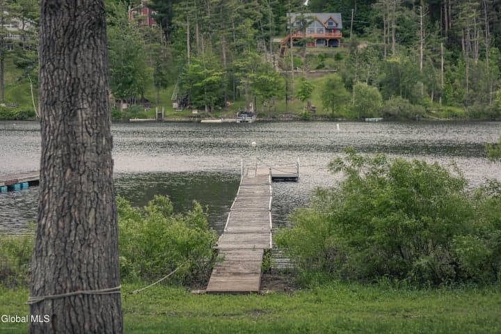 154 Lakeside Drive, Mayfield, NY, photo 3