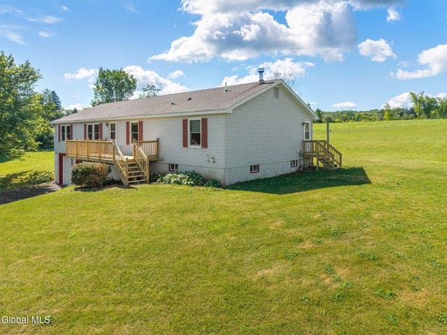 123 Meadow Lane, Carlisle, NY