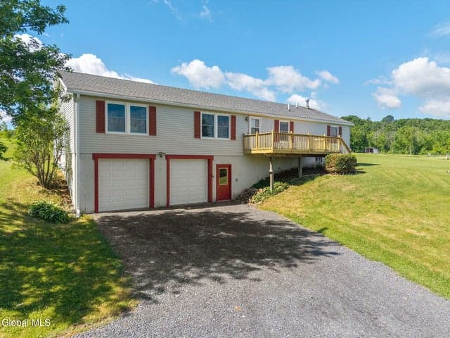 123 Meadow Lane, Carlisle, NY, photo 2