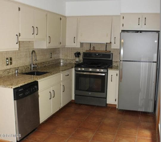 4 Mari Nol Circle, Clifton Park, NY, photo 5