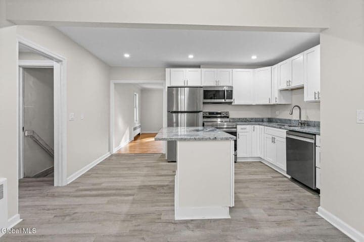 2 Maple Terrace, Delmar, NY, photo 3