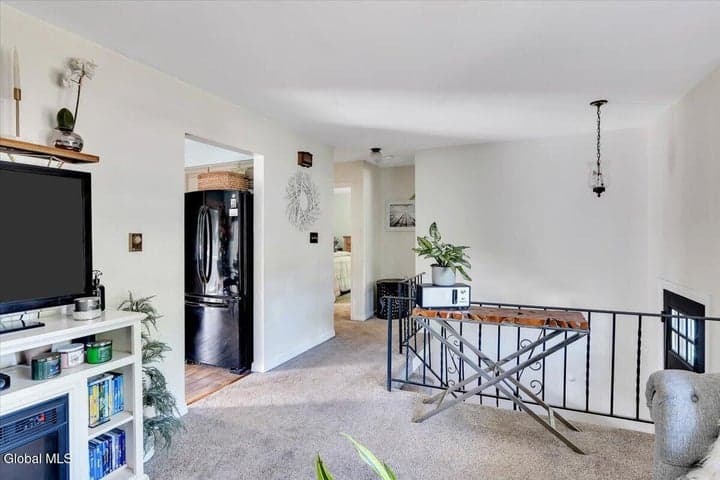 48 Berwyn Street, Colonie, NY, photo 5