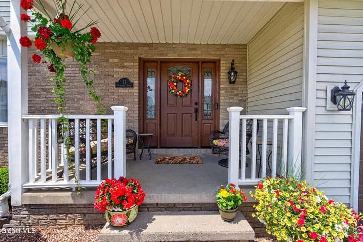 13 Berkshire Drive, Colonie, NY, photo 3