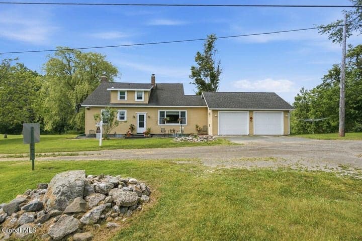 15 Loneoak Lane, Petersburgh, NY, photo 3