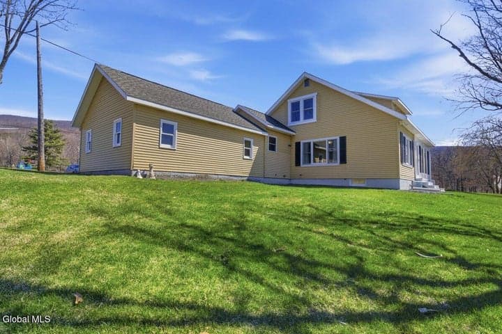 15 Loneoak Lane, Petersburgh, NY, photo 5