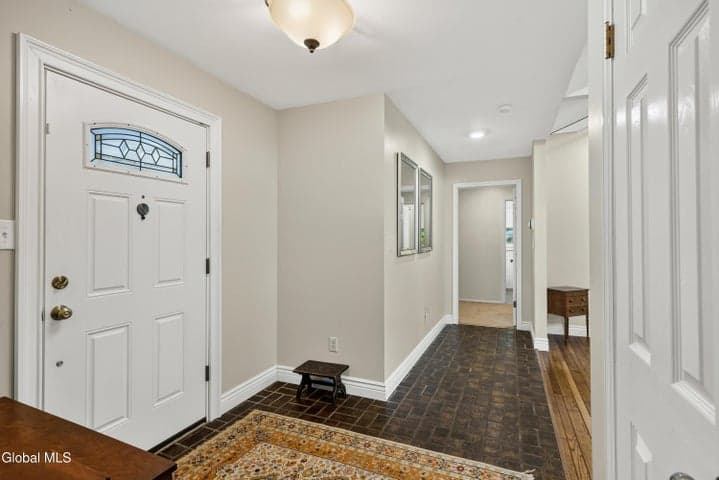 1 Linda Lane, Colonie, NY, photo 5