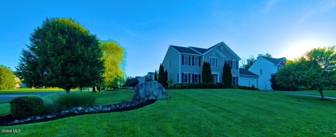2 Robin Hill Road, Mechanicville, NY, photo 2
