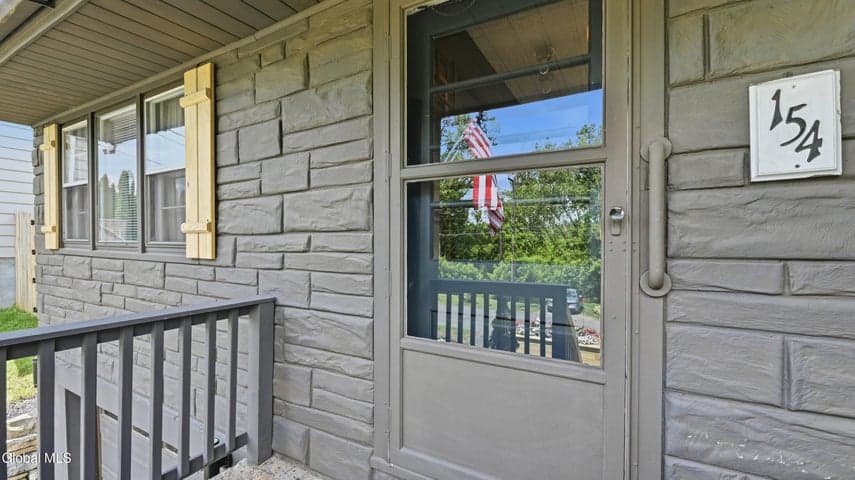 154 Montgomery Street, Canajoharie, NY, photo 5