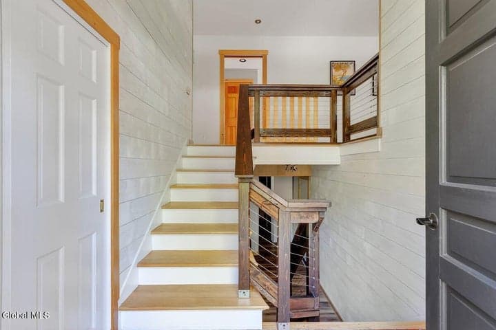 2307 Pine Ridge Road, Niskayuna, NY, photo 2