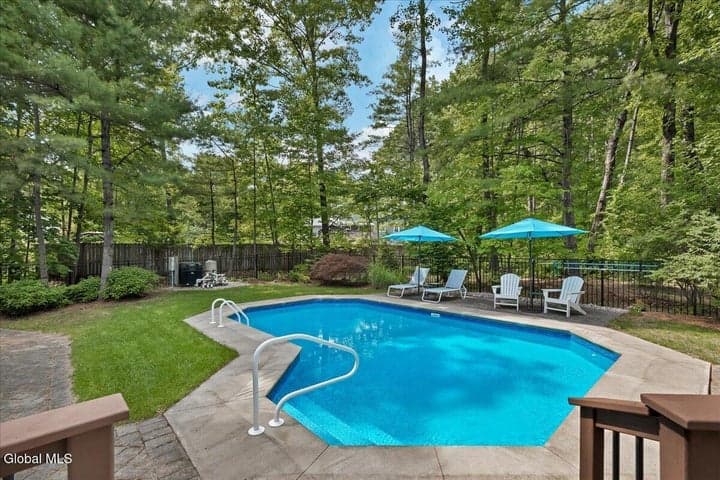 33 Longkill Road, Clifton Park, NY, photo 3