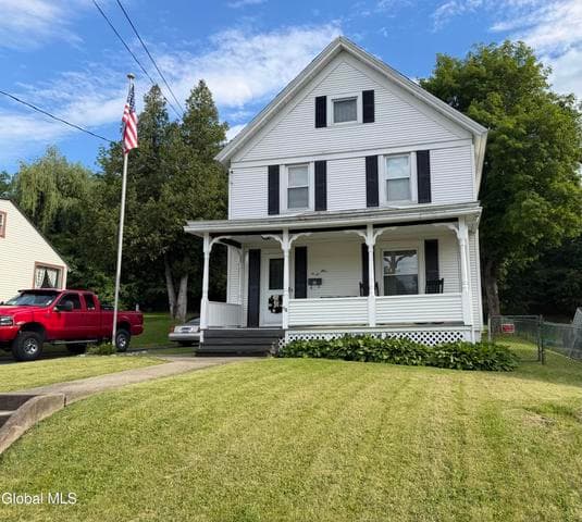 16 Treadway Street, Ticonderoga, NY, photo 4