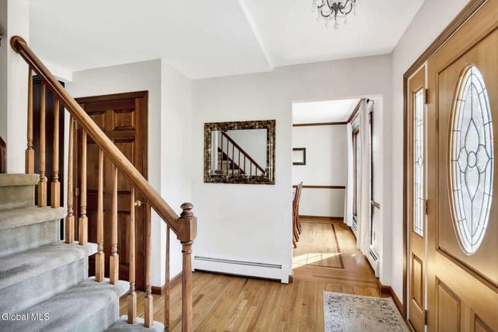 70 Longwood Drive, Clifton Park, NY, photo 4