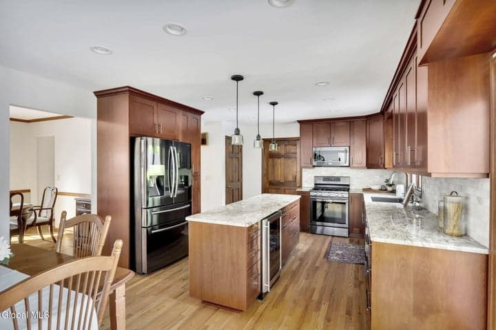 70 Longwood Drive, Clifton Park, NY, photo 5