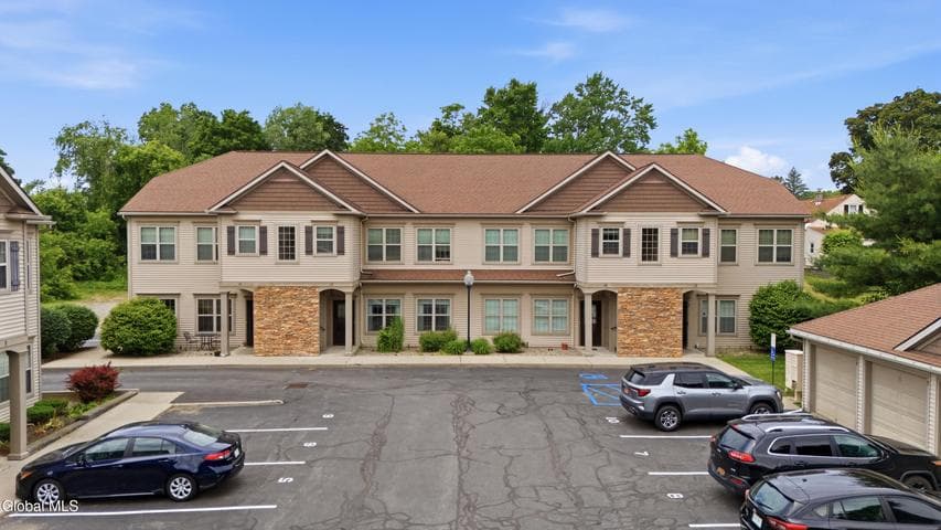 73 Saratoga Road #APT 11, Glenville, NY, photo 3