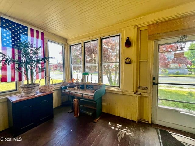 1828 Helderberg Avenue, Rotterdam, NY, photo 5