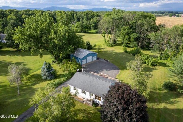 28 Rock City Road, Kingsbury, NY, photo 4