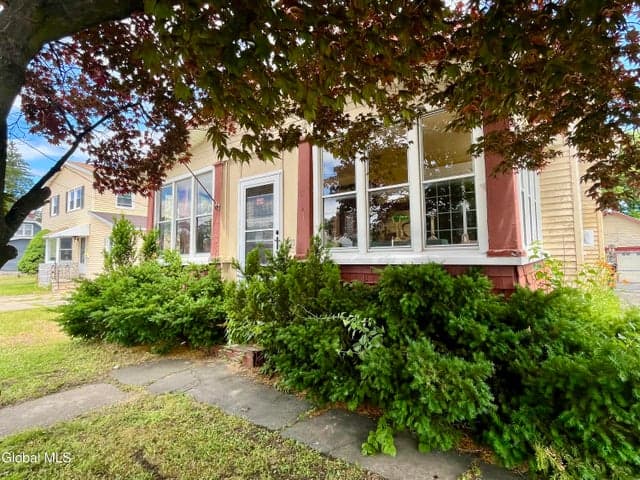 1828 Helderberg Avenue, Rotterdam, NY, photo 4