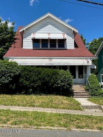 54 Glenwood Road, Menands, NY