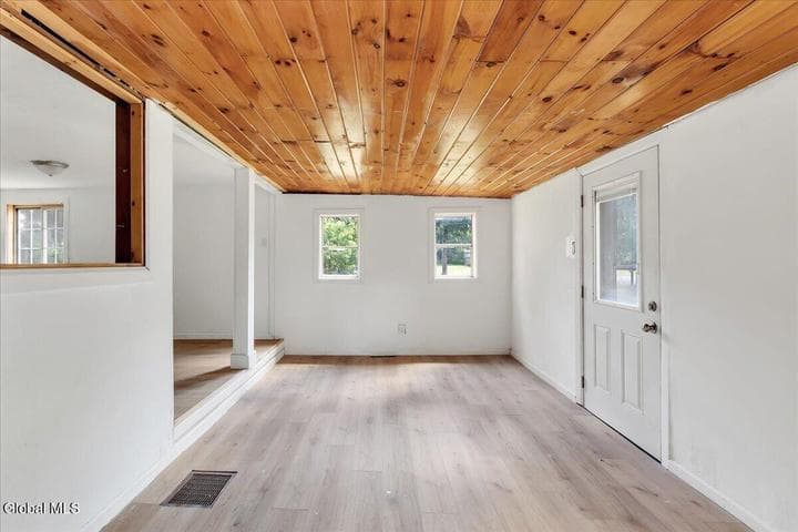 7 Clearwater Street, Ravena, NY, photo 5