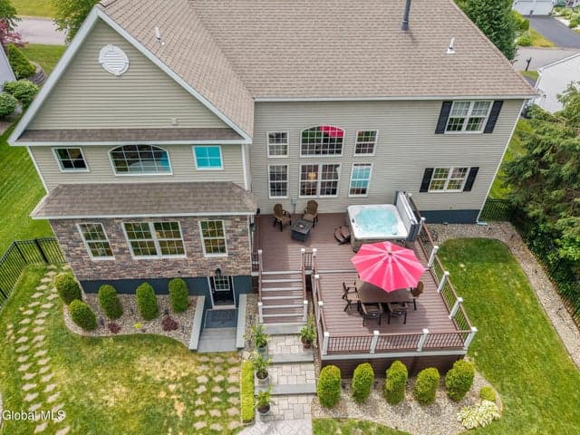 35 Shinnecock Hills Drive, Colonie, NY, photo 4