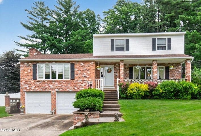 39 Baker Drive, Northumberland, NY, photo 2