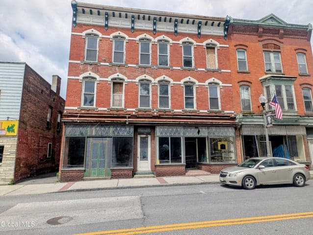 59 Church Street, Hoosick Falls, NY, photo 2