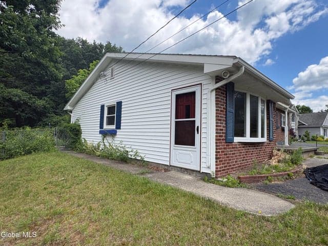 3131 Spawn Road, Guilderland, NY, photo 3