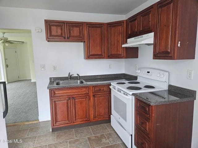 121 Lake Hill Road, Ballston, NY, photo 2
