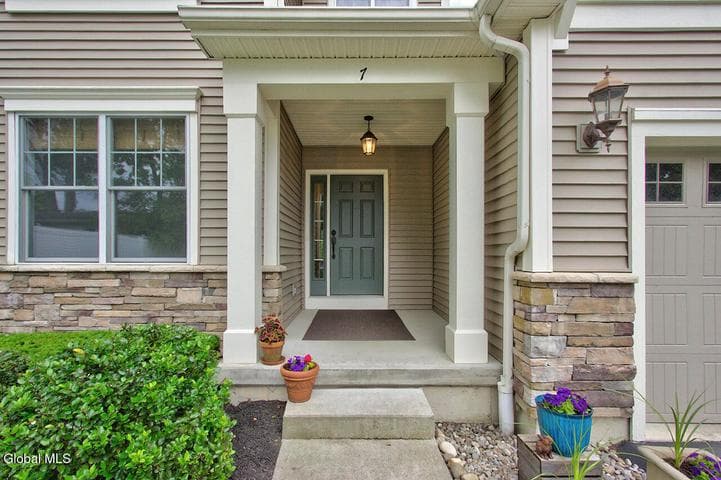 7 McKenzie Way, Saratoga Springs, NY, photo 5