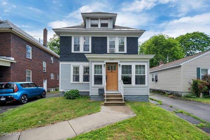1083 Brierwood Boulevard, Schenectady, NY, photo 3