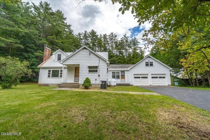583 N Creek Road, Greenfield, NY