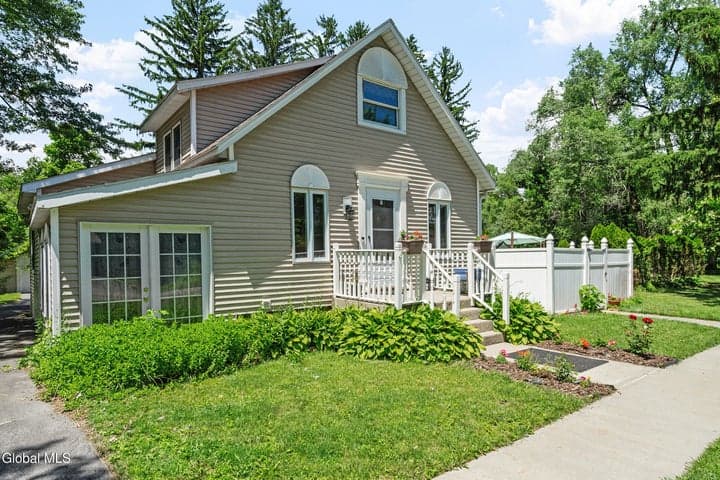 146 Haigh Road, Glenville, NY, photo 3