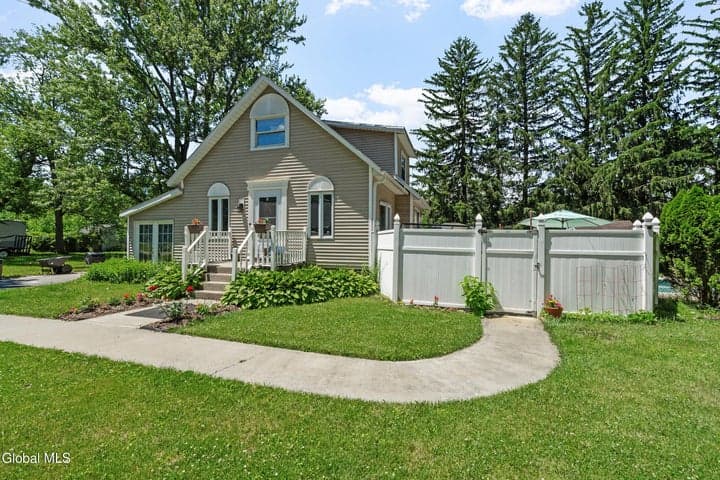 146 Haigh Road, Glenville, NY, photo 4