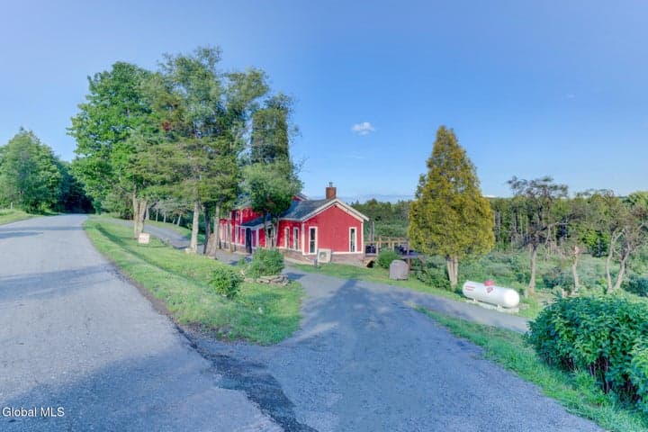 320 Merchant Road, Jefferson, NY, photo 4