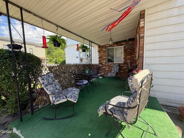 145 Florida Avenue, Amsterdam, NY, photo 3