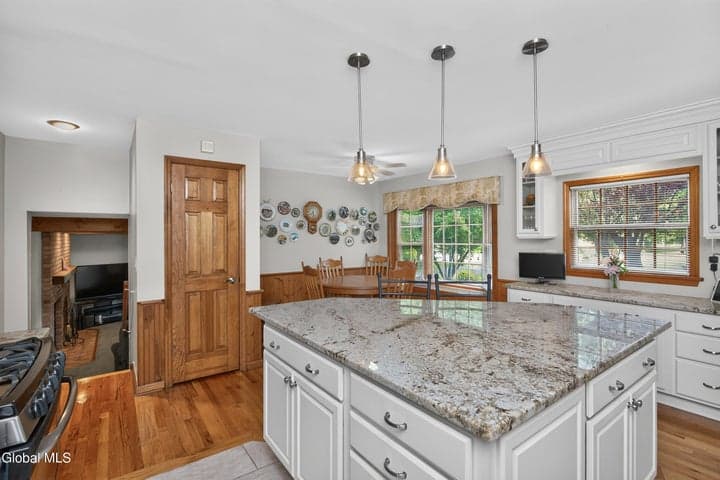 153 Pine Street, North Greenbush, NY, photo 5