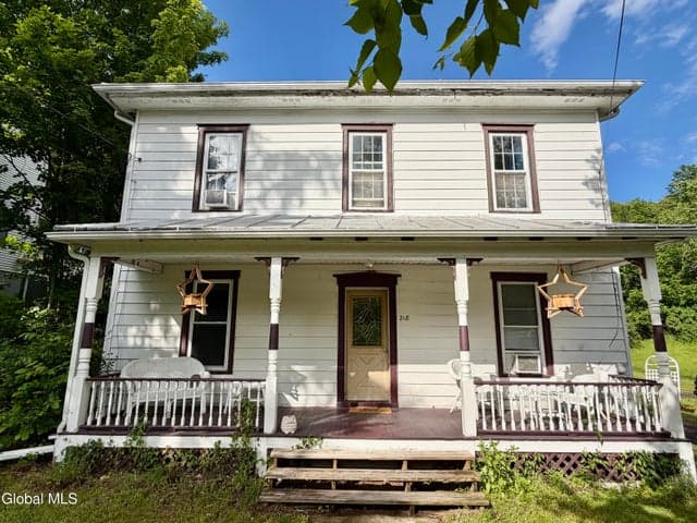 218 County Highway 38, Worcester, NY