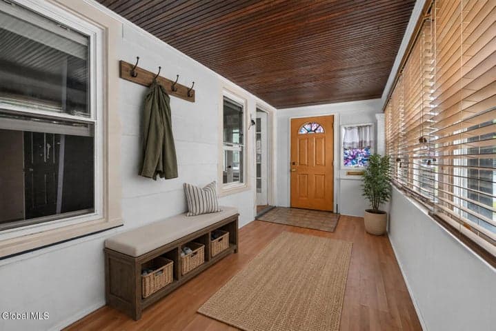 24 Maplewood Avenue, Albany, NY, photo 4