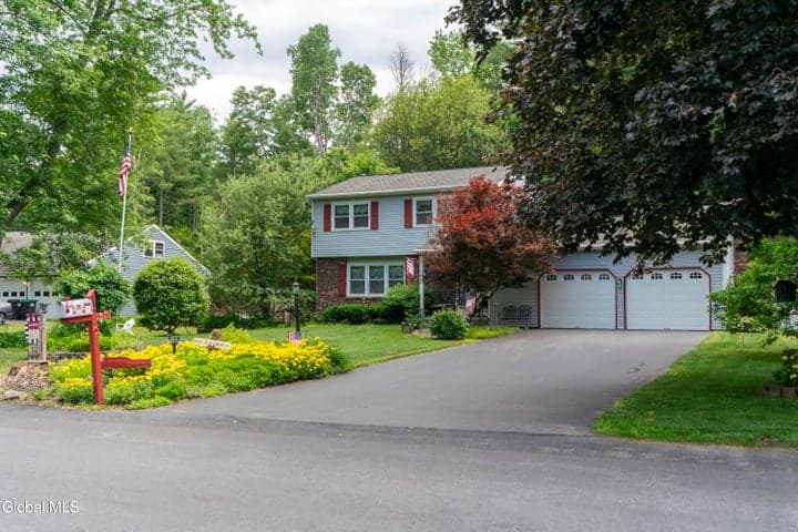 12 Rip Van Lane, Ballston Spa, NY, photo 2