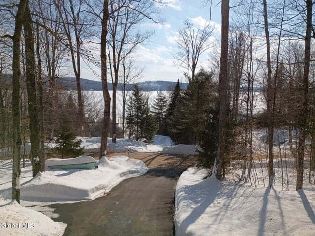 601 N Shore Peck Lake Road, Gloversville, NY, photo 5