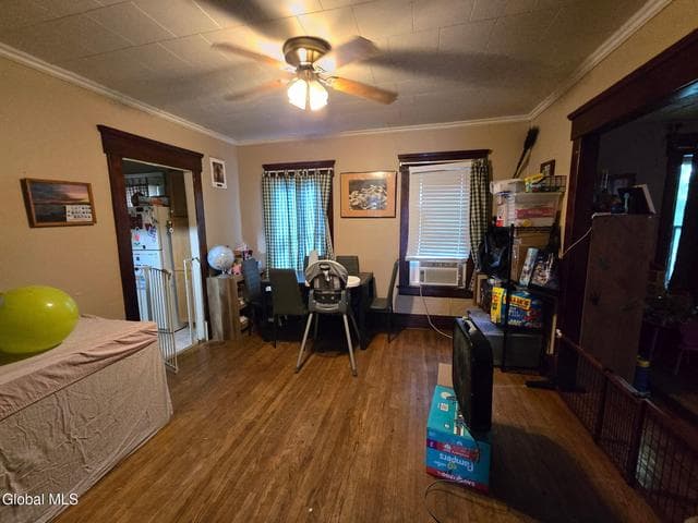 20 Vanwyck Street, Gloversville, NY, photo 4