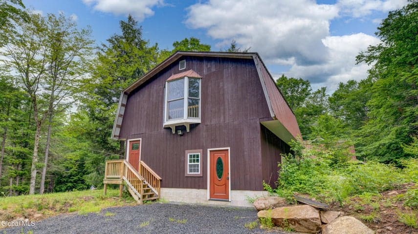 610 S Shore Road, Speculator, NY