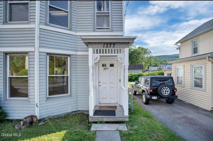1275-1277 Main st, Rotterdam, NY, photo 4